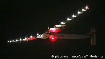 Solarflugzeug Solar Impulse Japan - Hawai Sonenaufgang