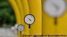 Pressure gauges at the Dashava gas storage near western Ukrainian town Stryi, Thursday, 28 May 2015. Cash-strapped Ukraine is heavily dependent on energy from Russia and is also a key transit country for supplies to Western Europe (Photo by Danil Shamkin/NurPhoto) Keine Weitergabe an Drittverwerter.