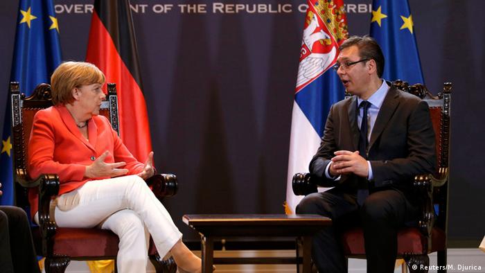 Angela Merkel und der serbische Premier Vucic (Foto: Reuters)