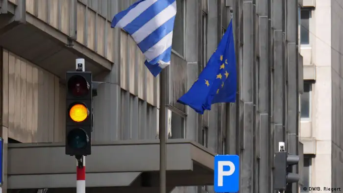 Symbolbild Griechenland Europa EU Flaggen Flagge NEU