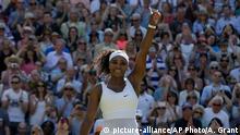 Serena Williams y Muguruza en la final de Wimbledon