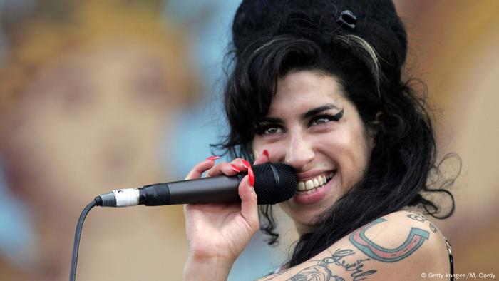 what year did amy winehouse die