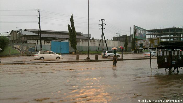 Tansania Dar Es Salaam Überschwemmungen 2011