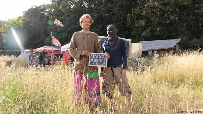 Braunkohle Aktivist Hambacher Forst