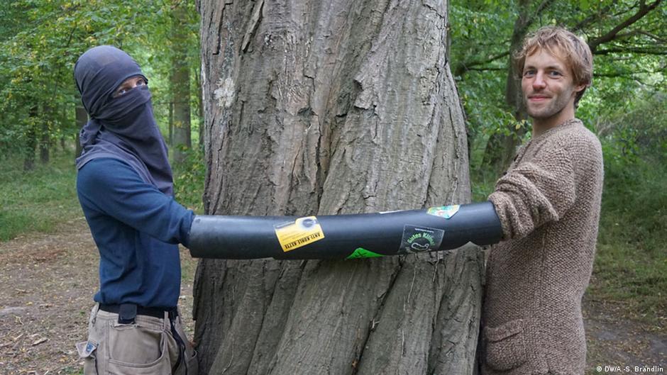 Extreme environmentalists