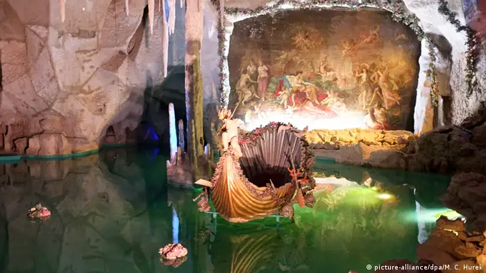 Bildergalerie Happy Birthday Ludwig künstliche Tropfsteinhöhle mit See und Wasserfall