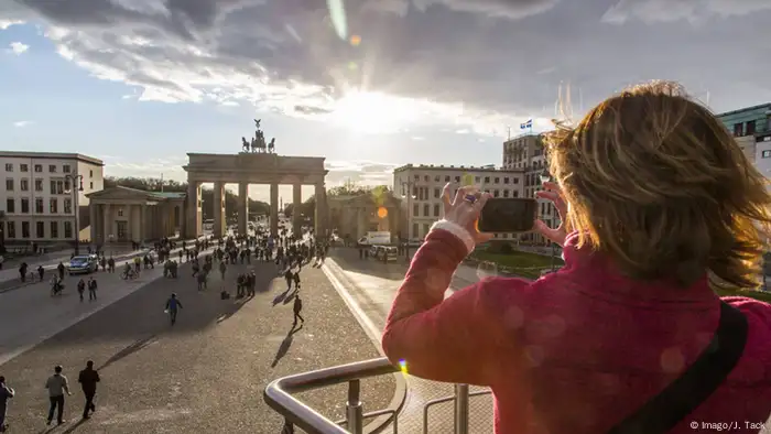 Das Brandenburger Tor in Berlin
Foto: imago/Jochen Tack
