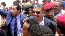 حكومة اليمن تعود نهائيا لعدن وتناقش الأمن والإعمار
