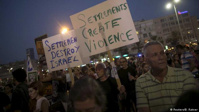 Israelis protest hate crimes by Jewish extremists | News | DW | 01.08.2015