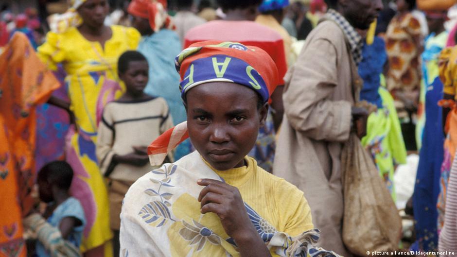 Uganda Court rules on bride price DW 08/06/2015