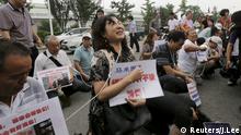 Ndugu wa abiria wa MH370 waandamana Beijing