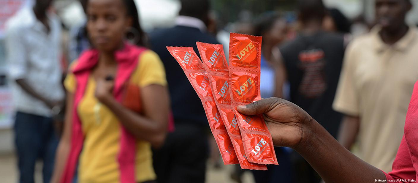 Dikdagi eshak it uslubi fotosurati Hamshira jinsiy aloqa oyini