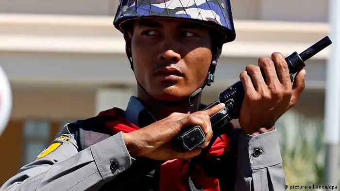 Myanmar / Birma / Polizist / Naypyitaw