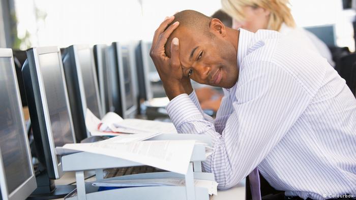 تأثير توقف التنفس اثناء النوم على العينين