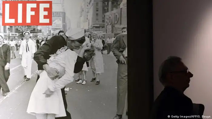 Kuss Szene New York 1945 Alfred Eisenstaed V-J Day
