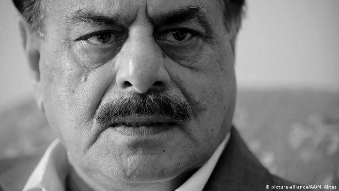 Hamid Gul, former director-General of the Pakistan's Inter-Services Intelligence (ISI), speaks to the media on October 31, 2014 in Islamabad, Pakistan (Photo: Metin Aktas / Anadolu Agency)