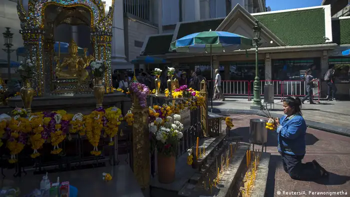 Thailand Erawan-Schrein nach Bombenanschlag in Bangkok wieder geöffnet