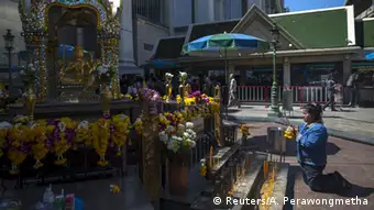 Thailand Erawan-Schrein nach Bombenanschlag in Bangkok wieder geöffnet