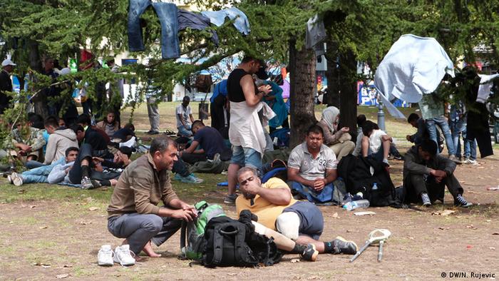 Serbien Flüchtlinge rund um den Bahnhof in Belgrad