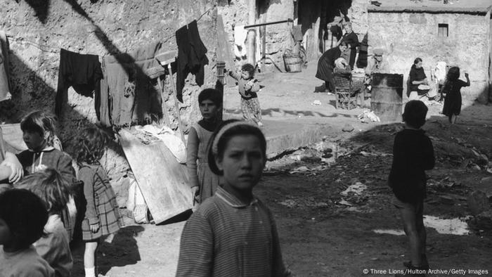 Szene aus Palermo im Jahr 1955 (Foto: Getty Images)