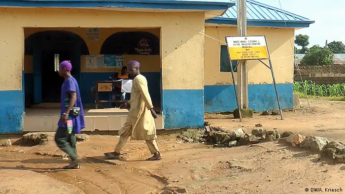 Tödliche Kinderarbeit in Nigeria Provisorische Praxis