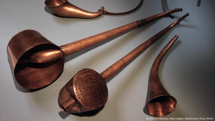 Hörrohre aus Kupfer (Foto: picture-alliance/akg-images/Beethoven-Haus Bonn).