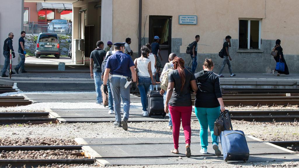 Germany ready to sign migrant return deal with Italy | News | DW | 14.09.2018