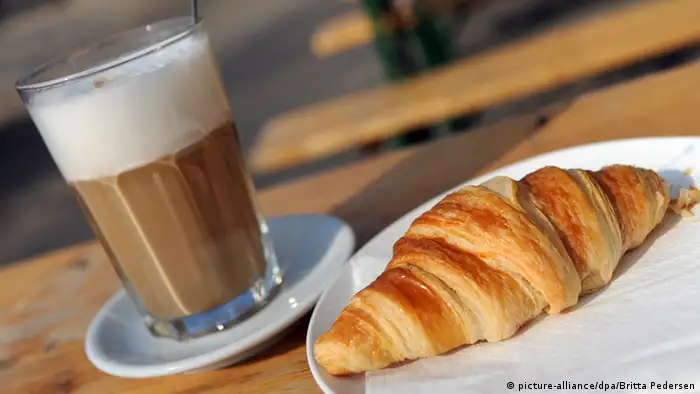 Latte Macchiato Croissant Frühstück USA Bildergalerie Deutschland
