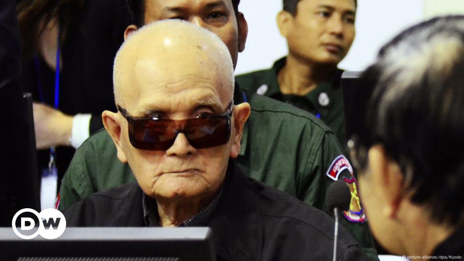 Tribunal Upholds Sentences For Khmer Rouge Leaders – DW – 11/23/2016