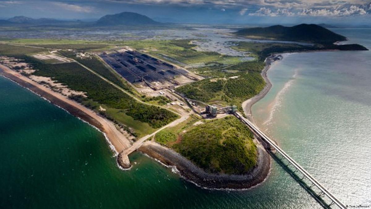 A contentious coal mine