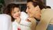 Mãe e filha comemoram Dia das Mães Mãe e filha comemoram Dia das Mães