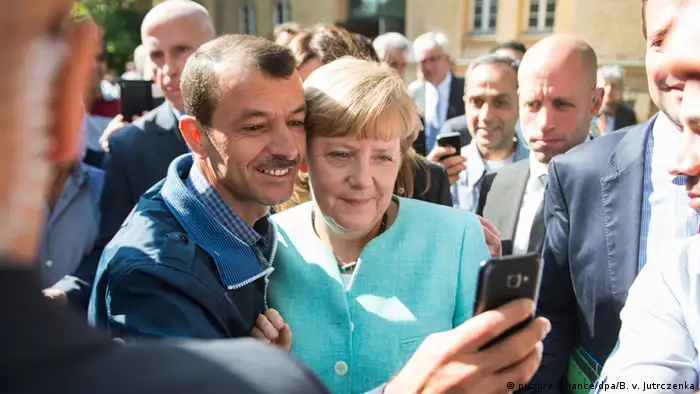 Bundeskanzlerin Angela Merkel Besuch BAMF Außenstelle