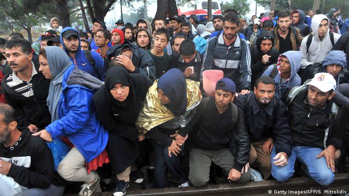Viele Flüchtlinge an der griechisch-mazedonischen Grenze (Foto: Getty Images/AFP/S. Mitrolidis)
