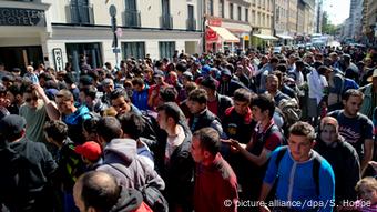 Ankunft von Flüchtlingen am Bahnhof München (Foto: Sven Hoppe/dpa)