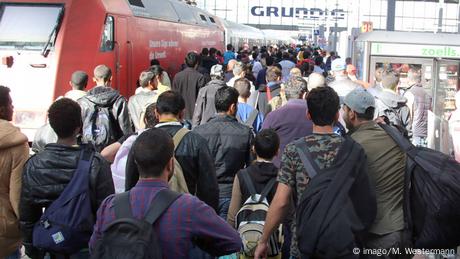 Flüchtlinge Hbf München Sonderzug Dortmund