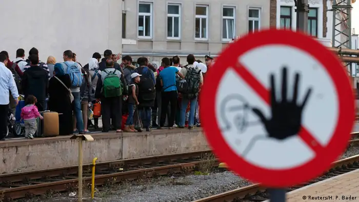 Deutschland Österreich Bahnhof Wien Flüchtlinge