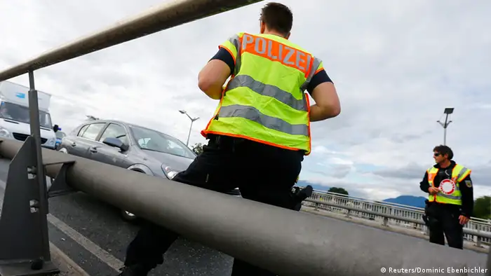 Grenze Österreich Deutschland Grenzkontrolle Polizei