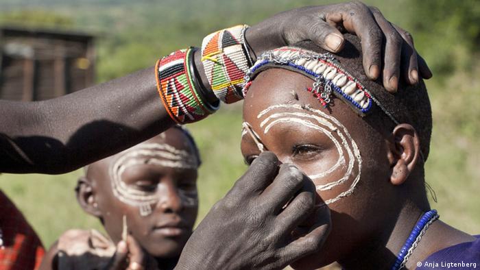 Alternative rite of passage	in Kenia
