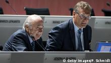 ARCHIV Mai 2015 *** ZURICH, SWITZERLAND - MAY 29: FIFA President Joseph S. Blatter (L) and FIFA Secretary General Jerome Valcke look on prior to the 65th FIFA Congress at Hallenstadion on May 29, 2015 in Zurich, Switzerland. (Photo by Philipp Schmidli/Getty Images)