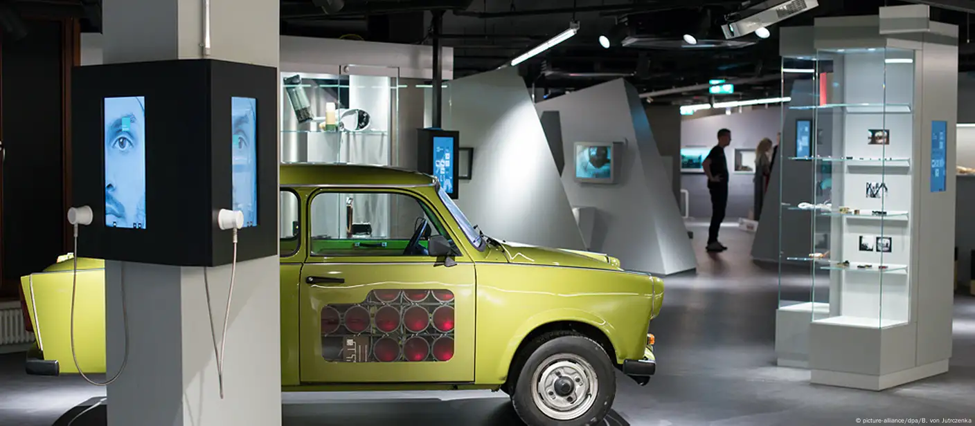 【未開封】hide private collection in MUSEUM Spy Museum exhibit displays old code-breaking artifacts