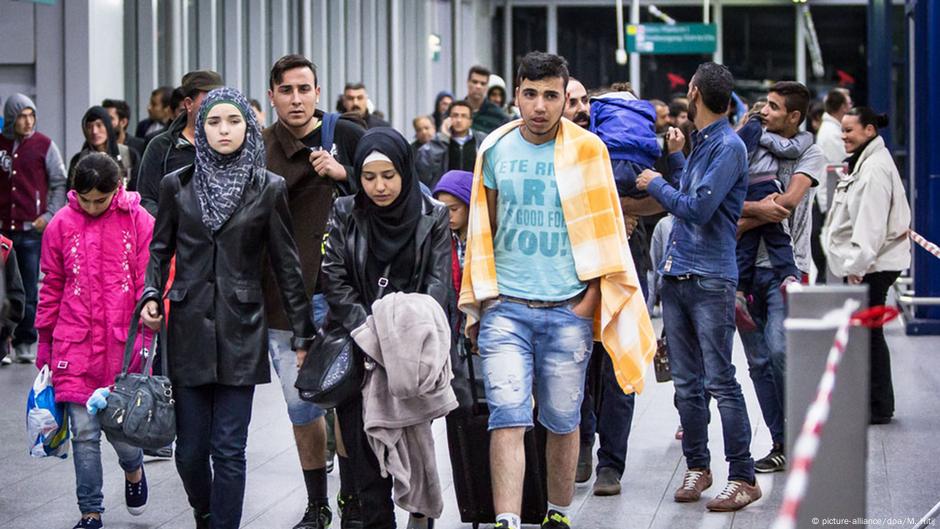 refugees don t leave their conflicts behind germany news and in depth reporting from berlin and beyond dw 28 09 2015