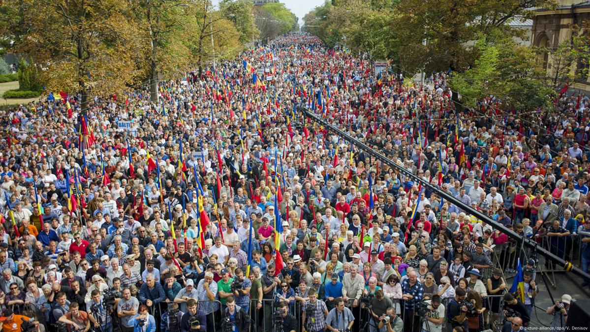 Молдавия: против власти протестуют и правые, и левые – DW – 27.09.2015