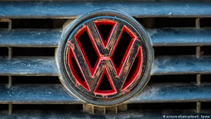 Deutschland VW Logo zum Abgasskandal