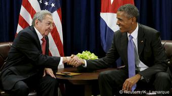 Imagen de archivo de Raúl Castro y Barak Obama en Nueva York.