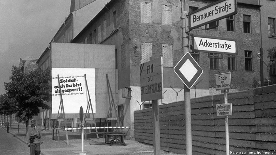 Si dhe pse u ndërtua Muri i Berlinit 60 vjet më parë? | Gjermania | DW - Vimarsana News