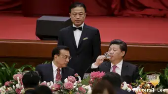 China Empfang zum morgigen Nationalfeiertag Li und Xi