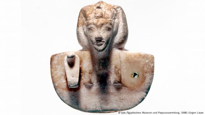 Egypt Vows To Step Up Hunt For Nefertiti Arts Dw 01 10 2015