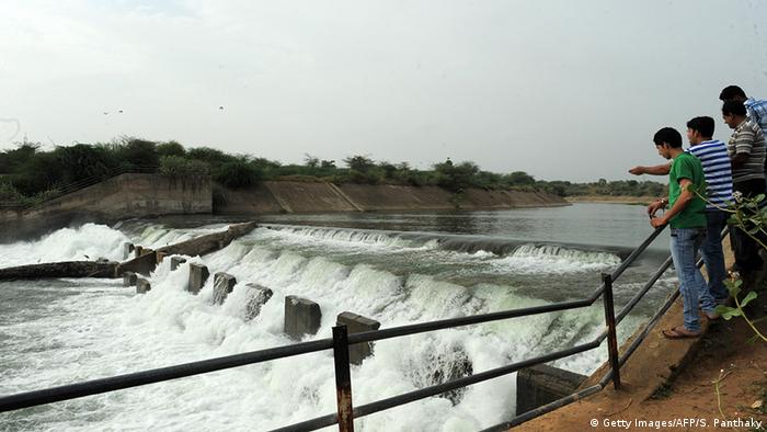 Indien erneuerbare Energie Wasserkraftwerk in Narmada