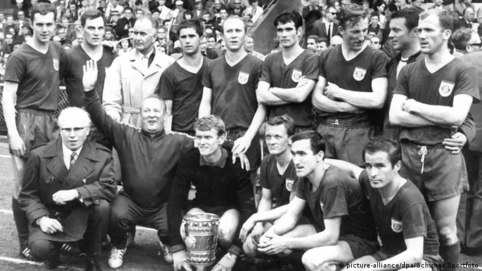 Bildergalerie Gerd Müller Fußball DFB-Fußballpokal 1967 