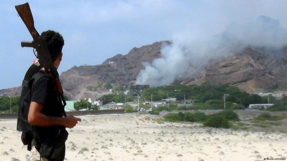 Yemen government agrees to UN peace talks